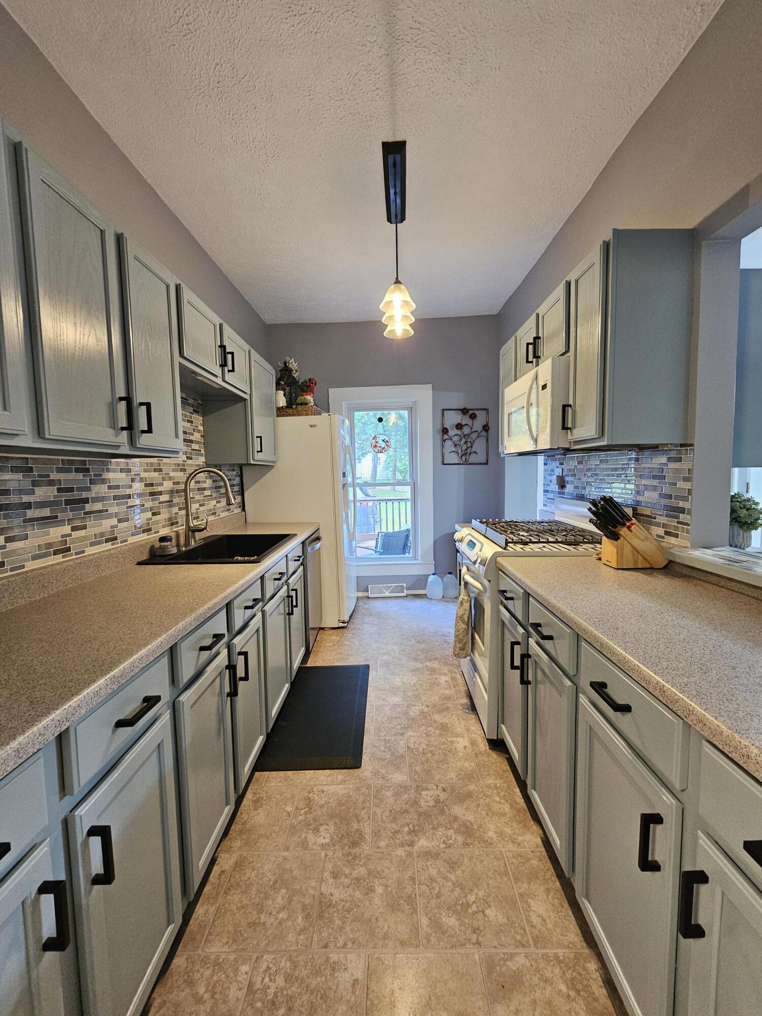 430 West Main Street Stanton, MI 48888 - Photo 15 of 38 1000112290