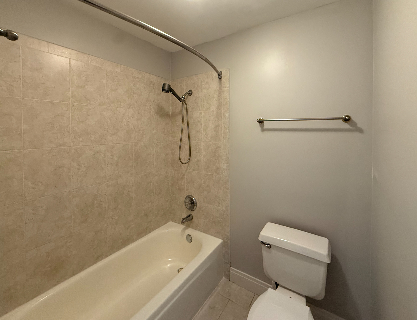 9s070 South Frontage Road, Unit 102 Willowbrook, IL 60527 - Photo 10 of 13