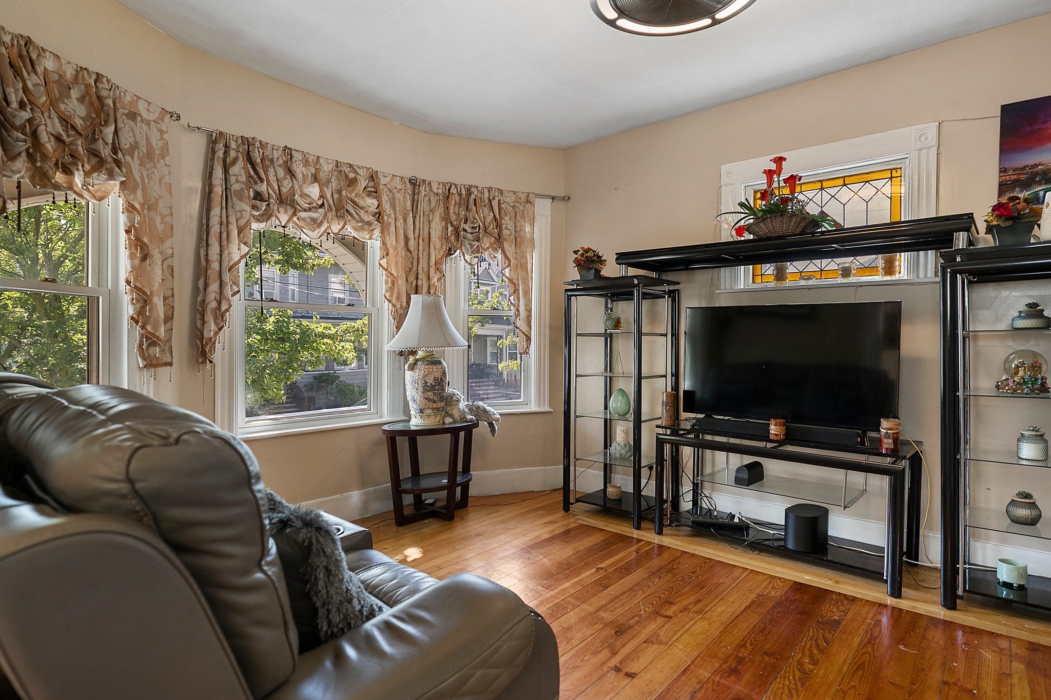 40 Baker Road Everett, MA 02149 - Photo 7 of 32 Gallery Image 7