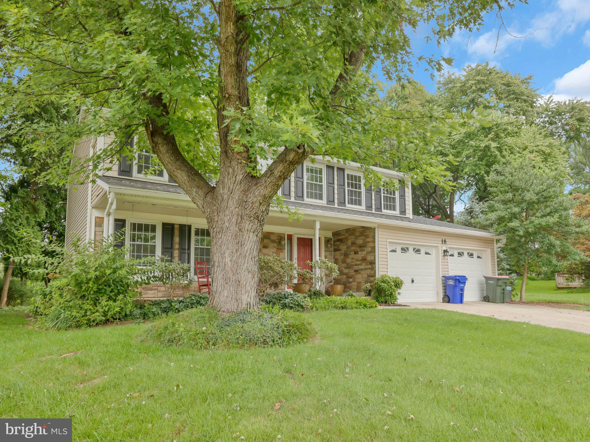 18 Windmill Court Silver Spring, MD 20905 - Photo 2 of 37 Charming home with lush greenery.