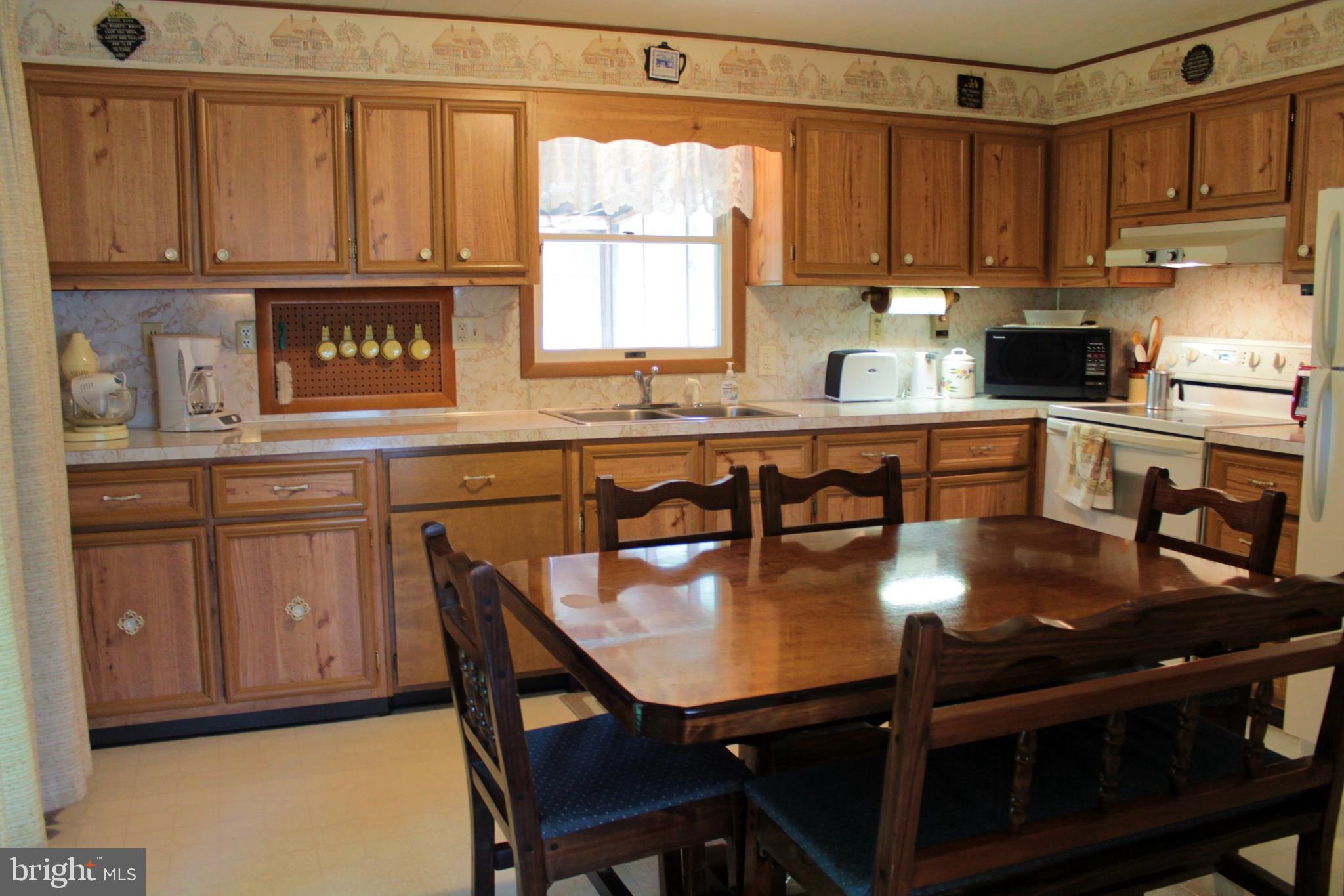 929 Linwood Road Hagerstown, MD 21740 - Photo 22 of 42 Kitchen