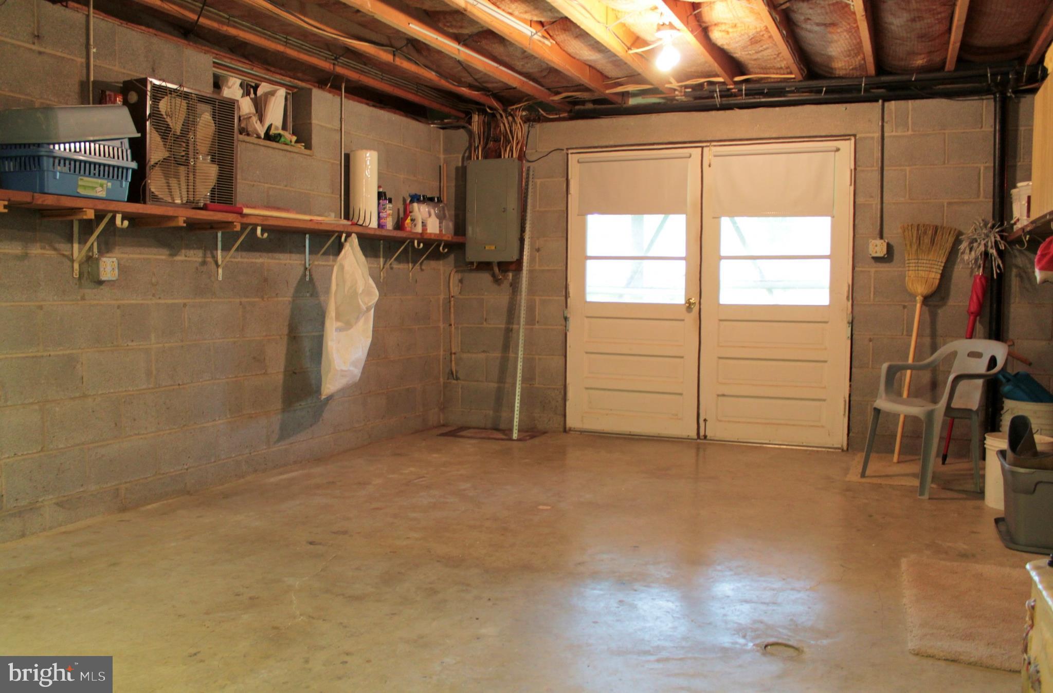 929 Linwood Road Hagerstown, MD 21740 - Photo 41 of 42 Workshop