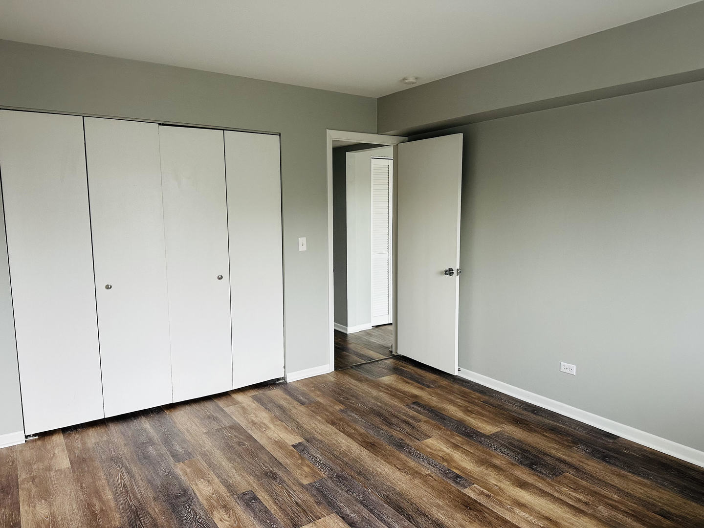 904 South Plum Grove Road, Unit 301 Palatine, IL 60067 - Photo 13 of 17