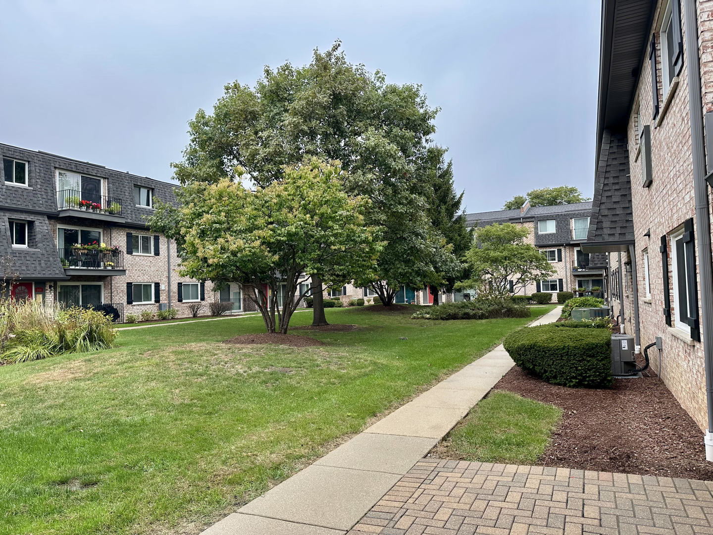 904 South Plum Grove Road, Unit 301 Palatine, IL 60067 - Photo 15 of 17