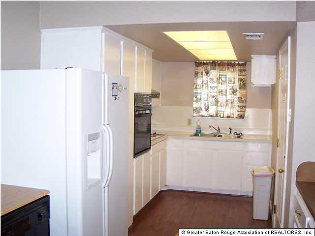 113 Lafitte Drive Baton Rouge, LA 70819 - Photo 4 of 7 Gallery Image 4