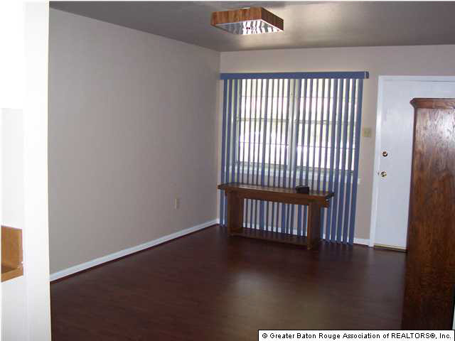 113 Lafitte Drive Baton Rouge, LA 70819 - Photo 5 of 7 Gallery Image 5