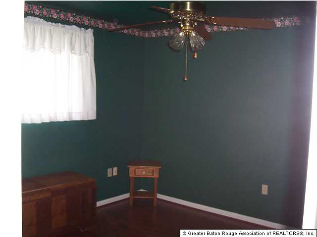 113 Lafitte Drive Baton Rouge, LA 70819 - Photo 6 of 7 Gallery Image 6