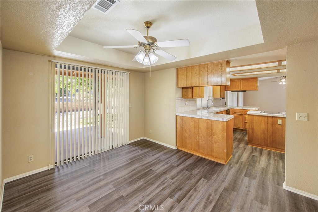 16466 Tude Road Apple Valley, CA 92307 - Photo 20 of 61