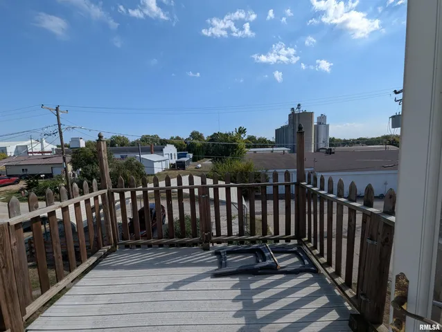 $279,900 | 412 South Locust Street, Delavan, IL 61734