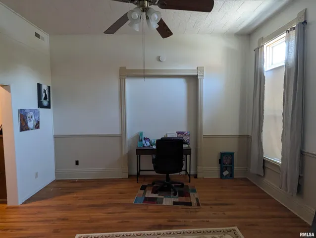 $279,900 | 412 South Locust Street, Delavan, IL 61734