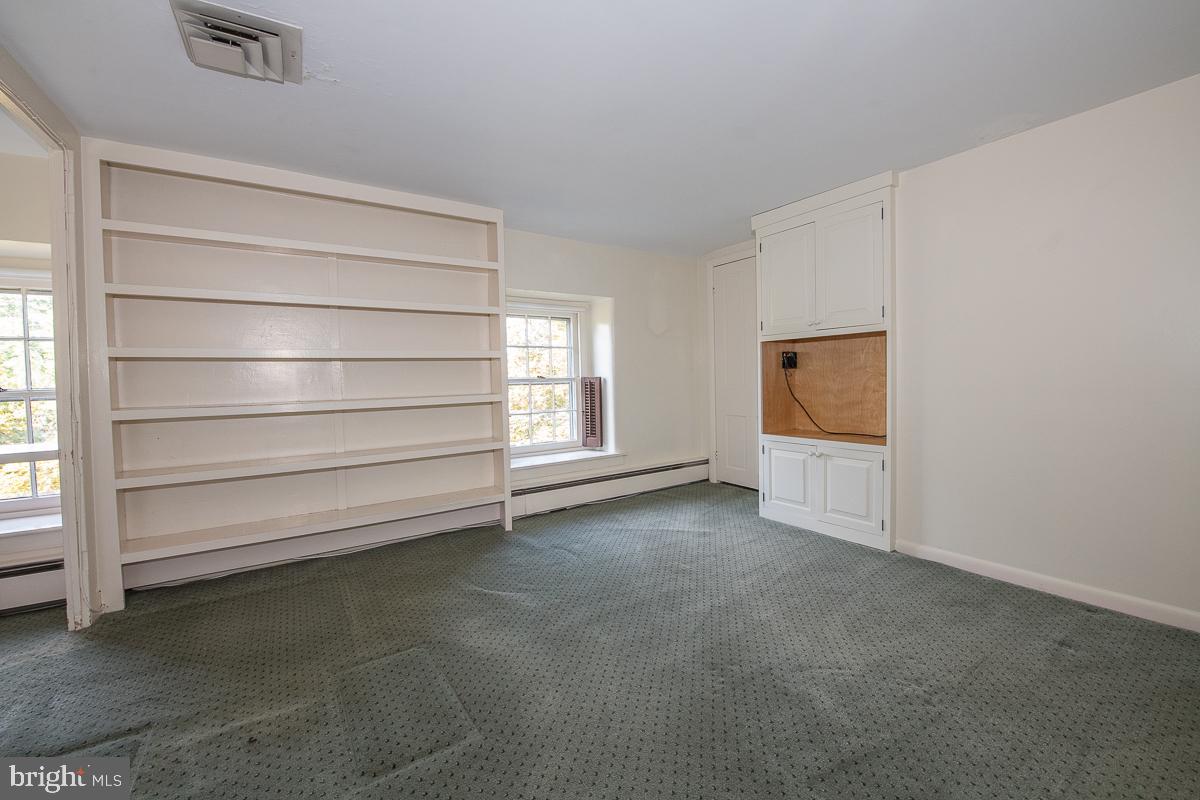 933 Merion Square Road Gladwyne, PA 19035 - Photo 24 of 38