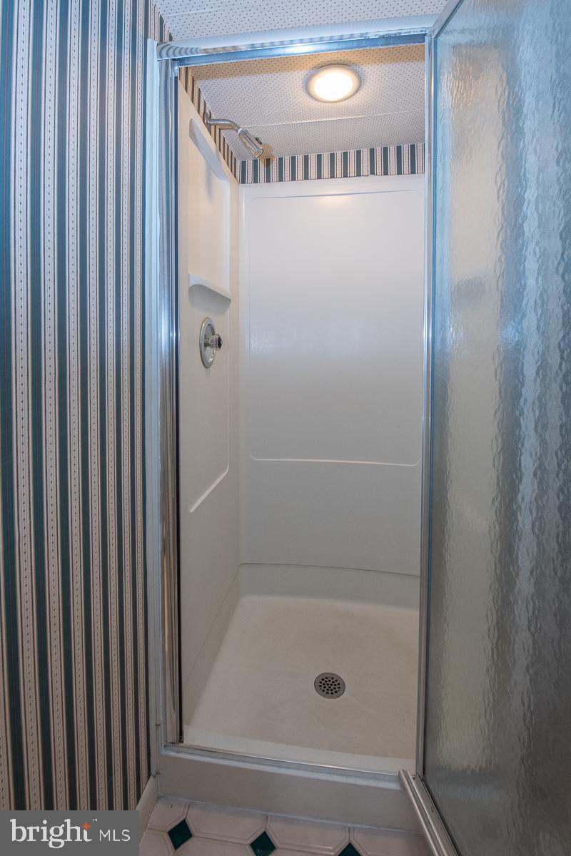 933 Merion Square Road Gladwyne, PA 19035 - Photo 26 of 38