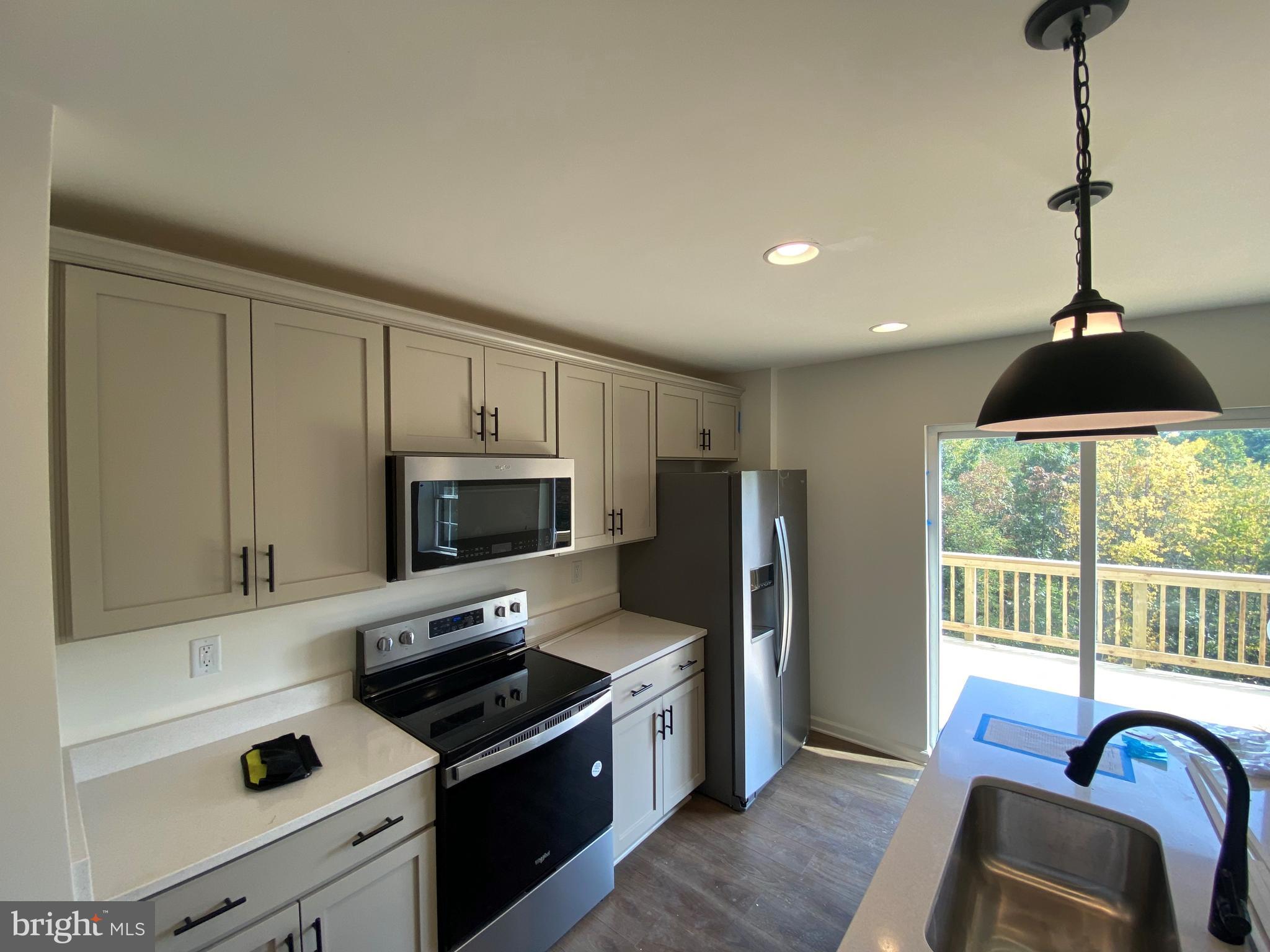 391 Eurasian Drive Bunker Hill, WV 25413 - Photo 4 of 12