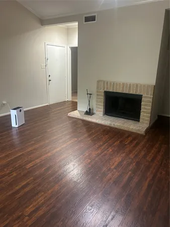 $1,400 | 11711 Memorial Drive, Unit 288, Houston, TX 77024