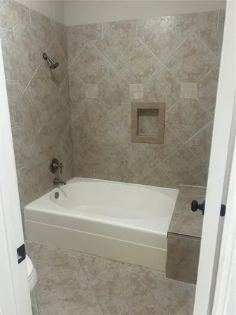 $1,400 | 11711 Memorial Drive, Unit 288, Houston, TX 77024