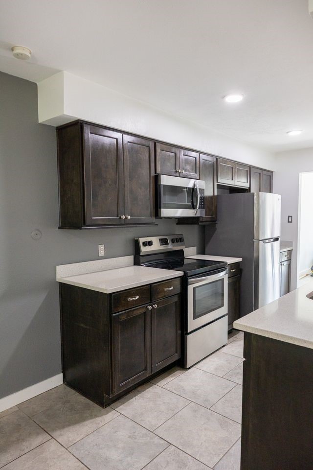 9517 Fondren Road Houston, TX 77074 - Photo 21 of 39