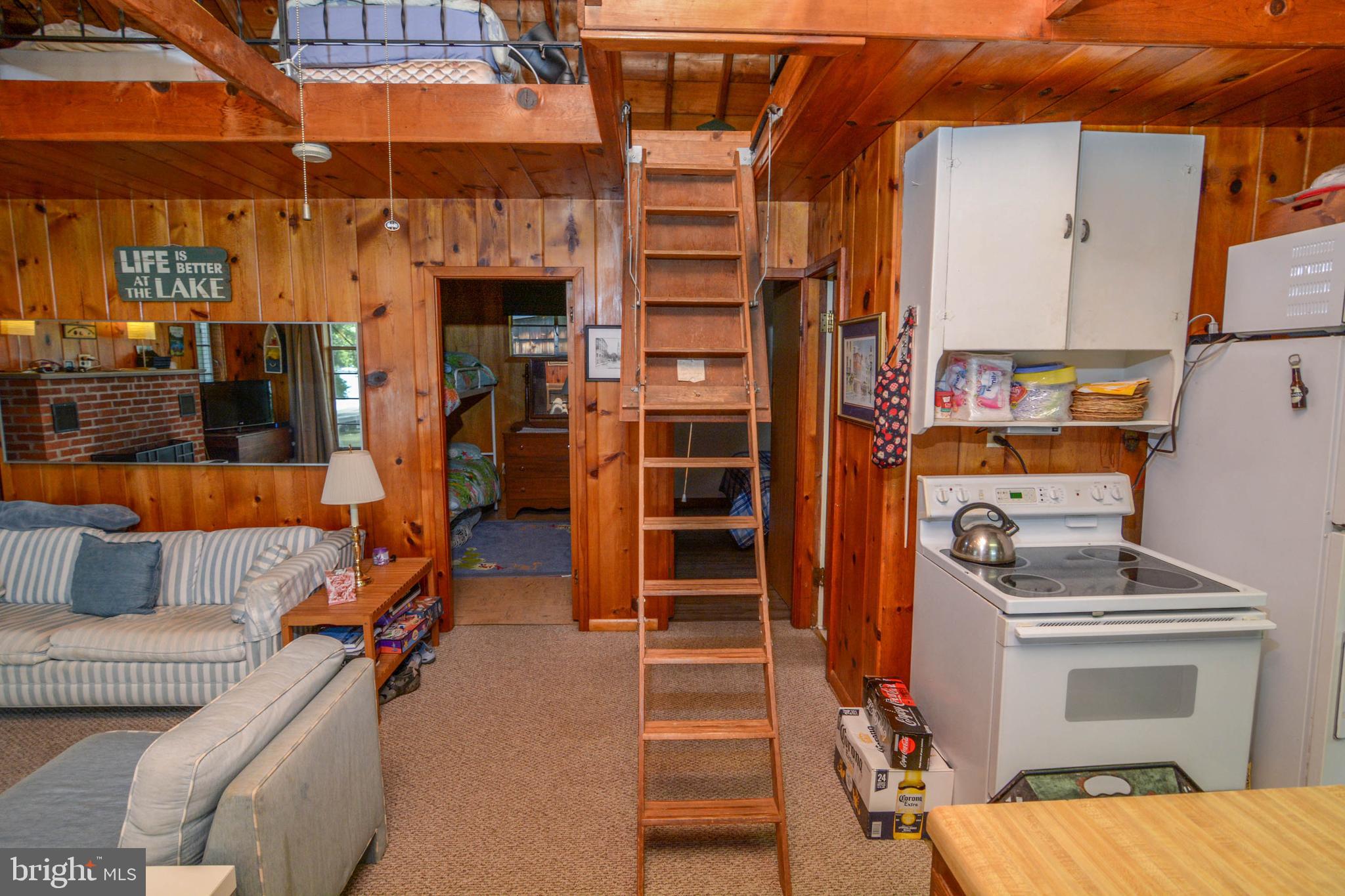 2128 Paradise Point Road Oakland, MD 21550 - Photo 24 of 42 Gallery Image 24