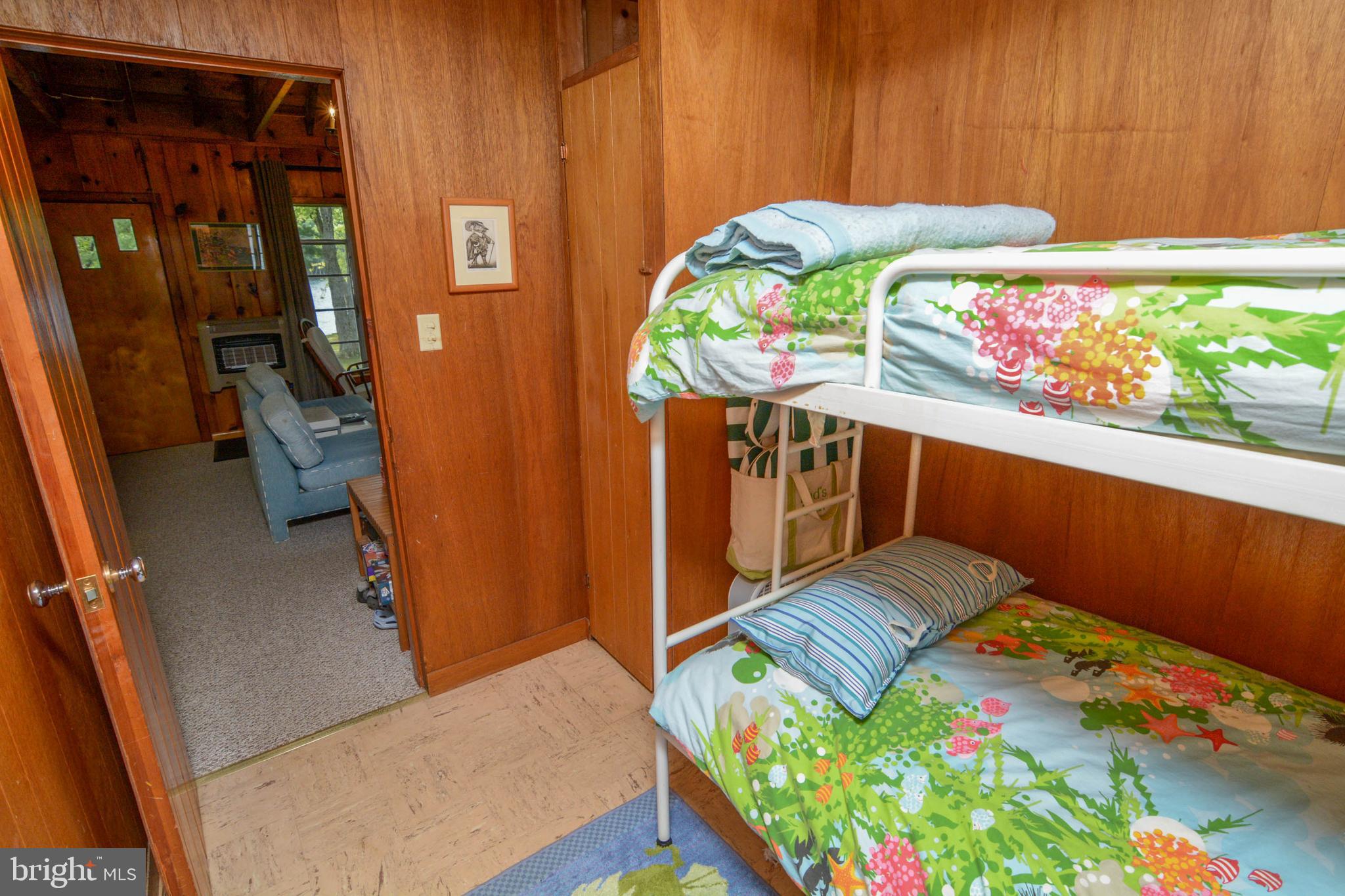 2128 Paradise Point Road Oakland, MD 21550 - Photo 35 of 42 Gallery Image 35