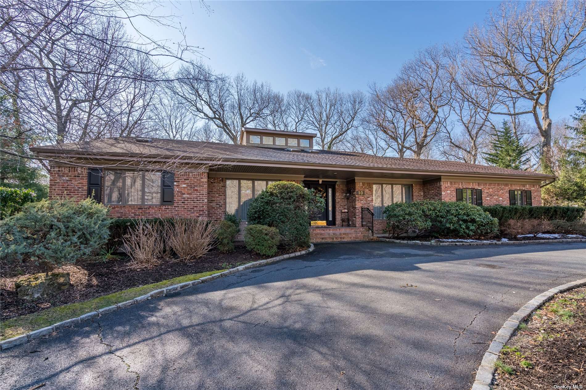 10 Ridings Road Northport, NY 11768 - Photo 1 of 1 Gallery Image 1