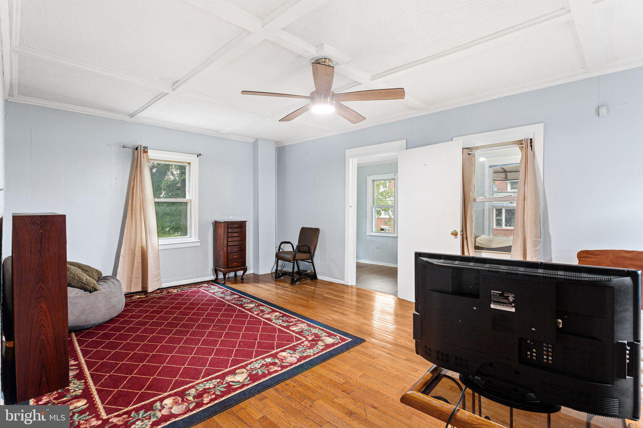 816 Greenhill Road Sharon Hill, PA 19079 - Photo 8 of 32 Gallery Image 8