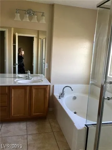 $1,700 | 3683 Via Amigos Place, Las Vegas, NV 89115