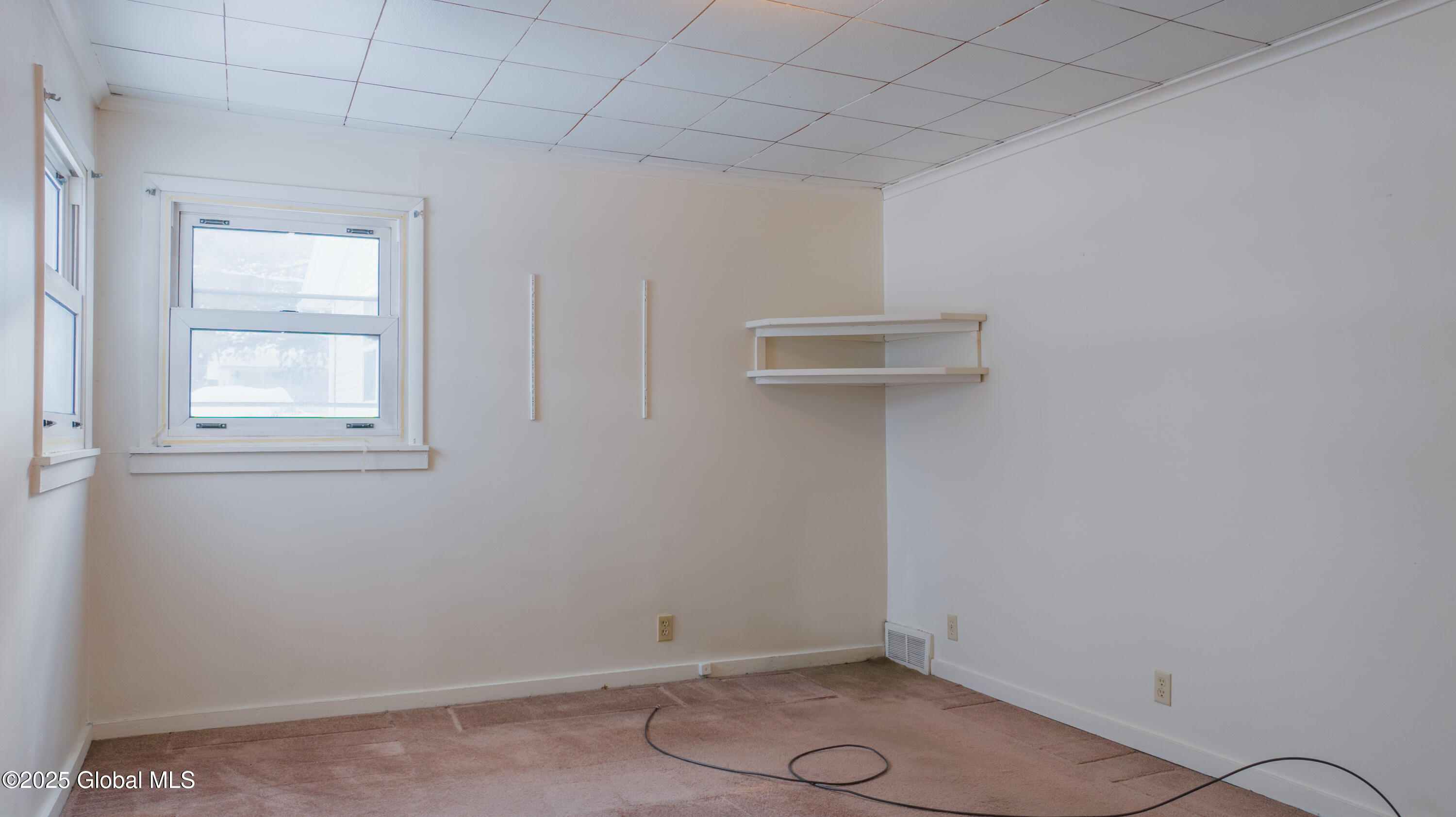 110 Traver Road Wilton, NY 12831 - Photo 9 of 26 DJI_20250210151313_0047_D