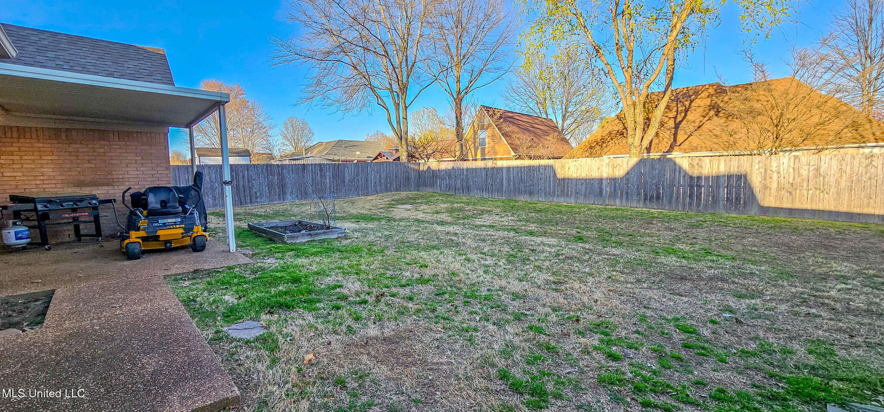 9076 Champlain Drive Olive Branch, MS 38654 - Photo 22 of 24 Large Fenced Backyard