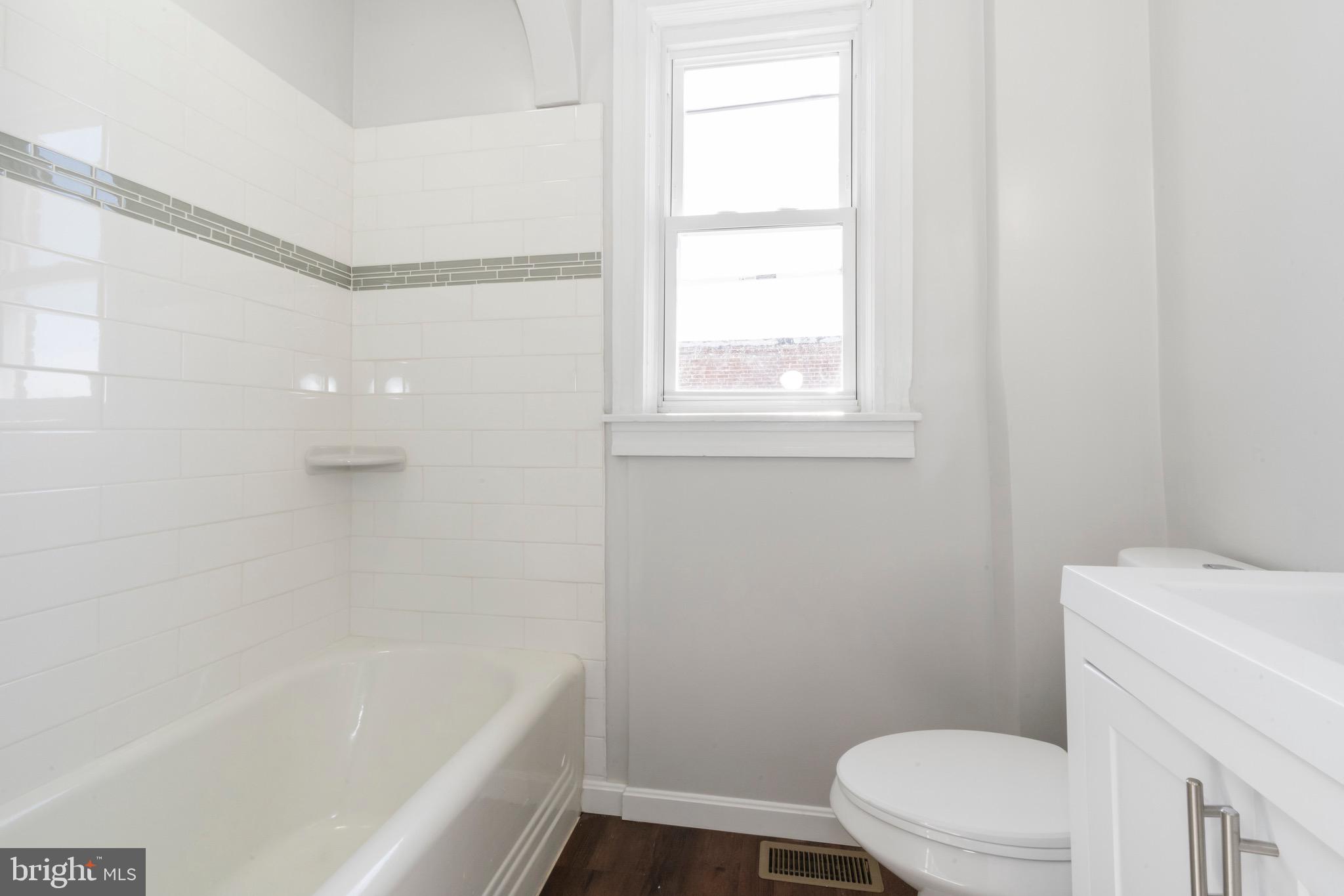 4102 Moravia Road Baltimore, MD 21206 - Photo 11 of 29 Gallery Image 11