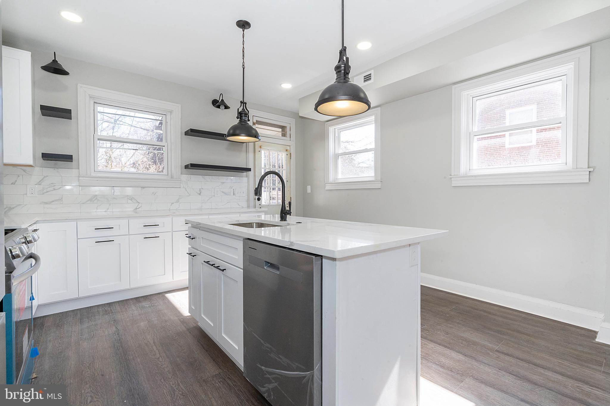 4102 Moravia Road Baltimore, MD 21206 - Photo 7 of 29 Gallery Image 7