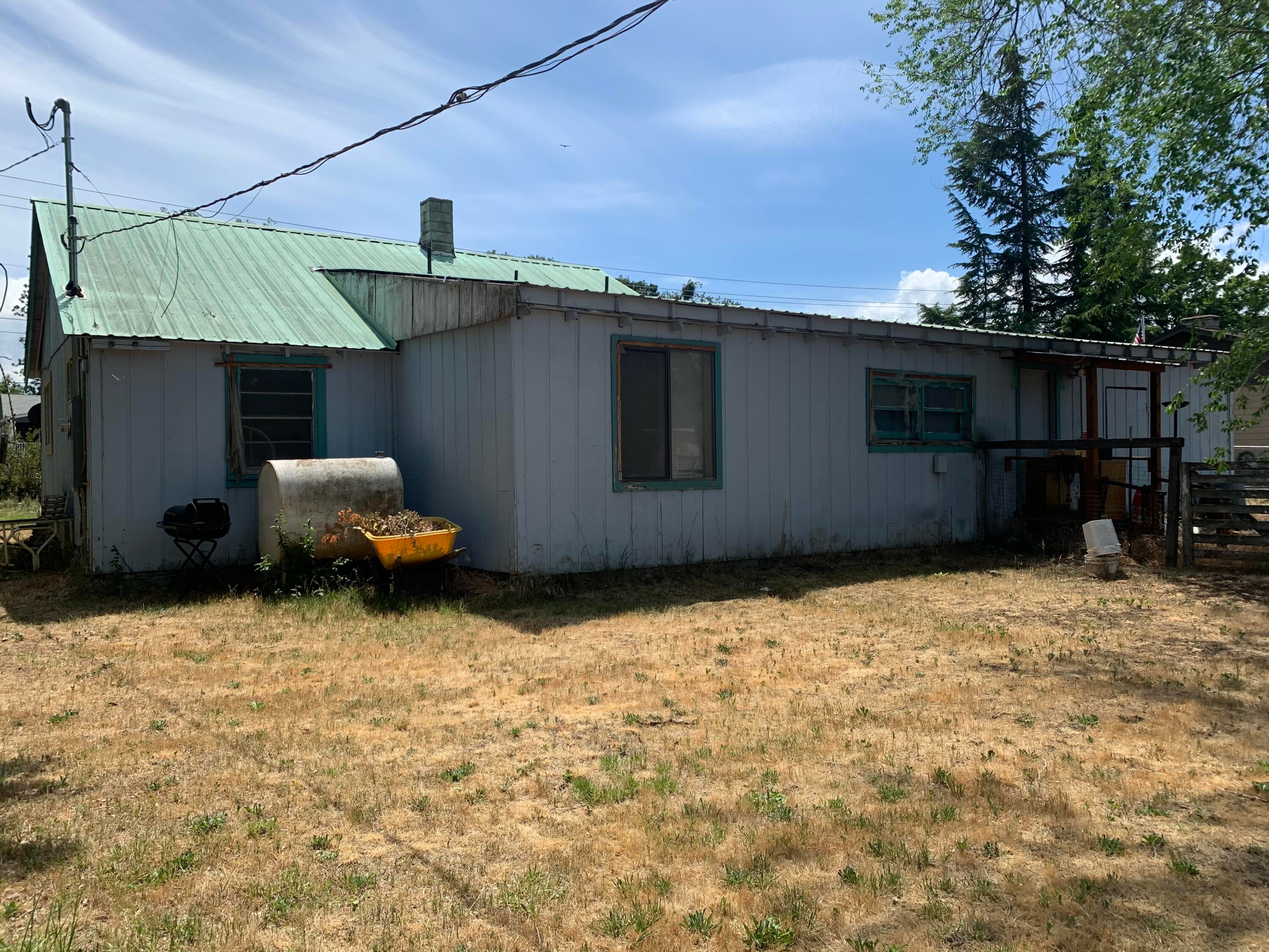 226 Wilson Road Central Point, OR 97502 - Photo 7 of 16 IMG-7610