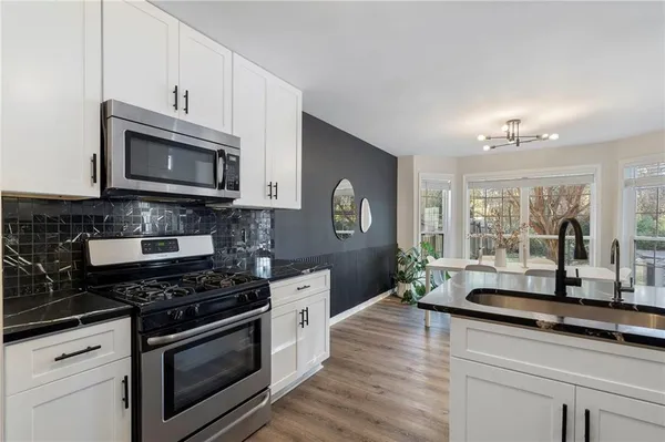 $2,500 | 3572 Avensong Village Circle, Alpharetta, GA 30004