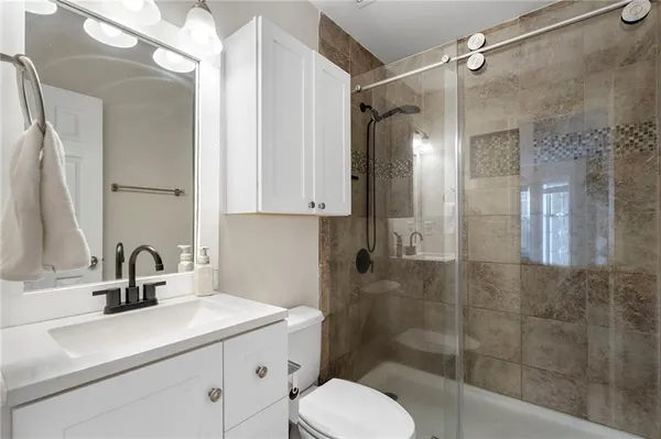 $2,500 | 3572 Avensong Village Circle, Alpharetta, GA 30004