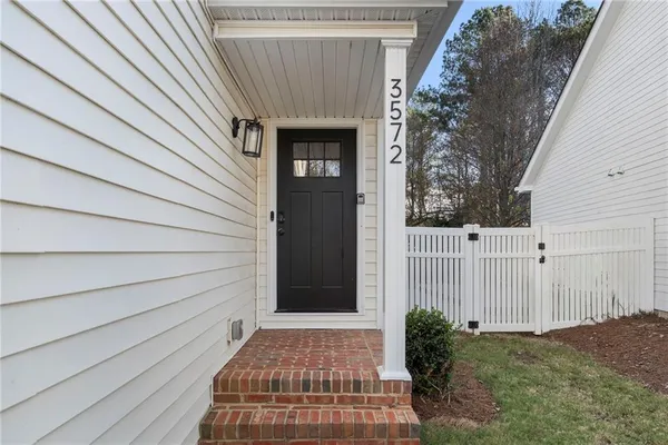 $2,500 | 3572 Avensong Village Circle, Alpharetta, GA 30004
