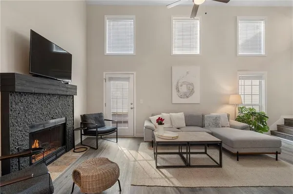 $2,500 | 3572 Avensong Village Circle, Alpharetta, GA 30004