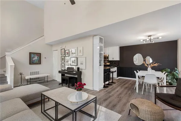 $2,500 | 3572 Avensong Village Circle, Alpharetta, GA 30004