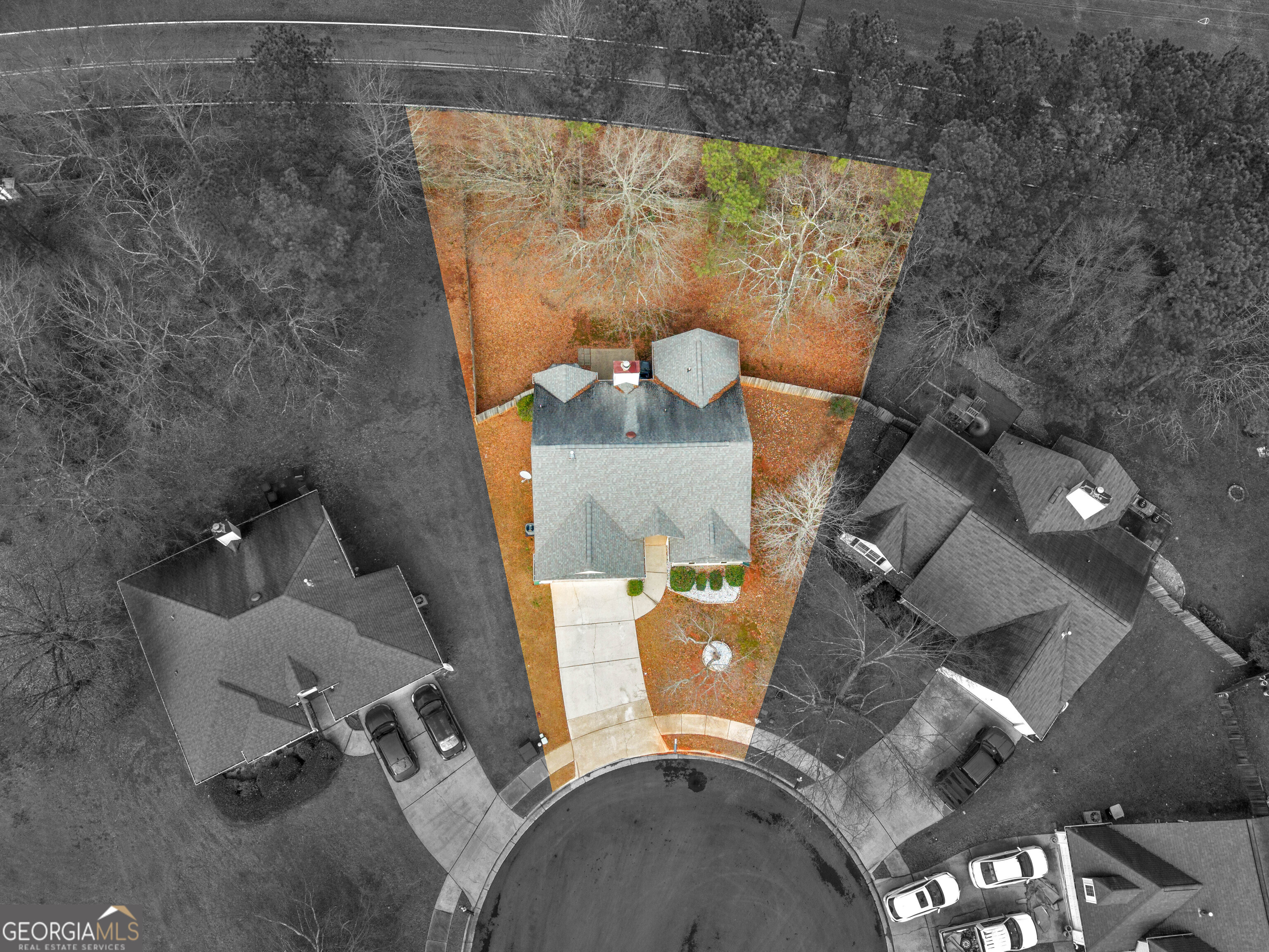 729 Old Stone Court Stockbridge, GA 30281 - Photo 41 of 47 an aerial view of a fireplace with table and chairs