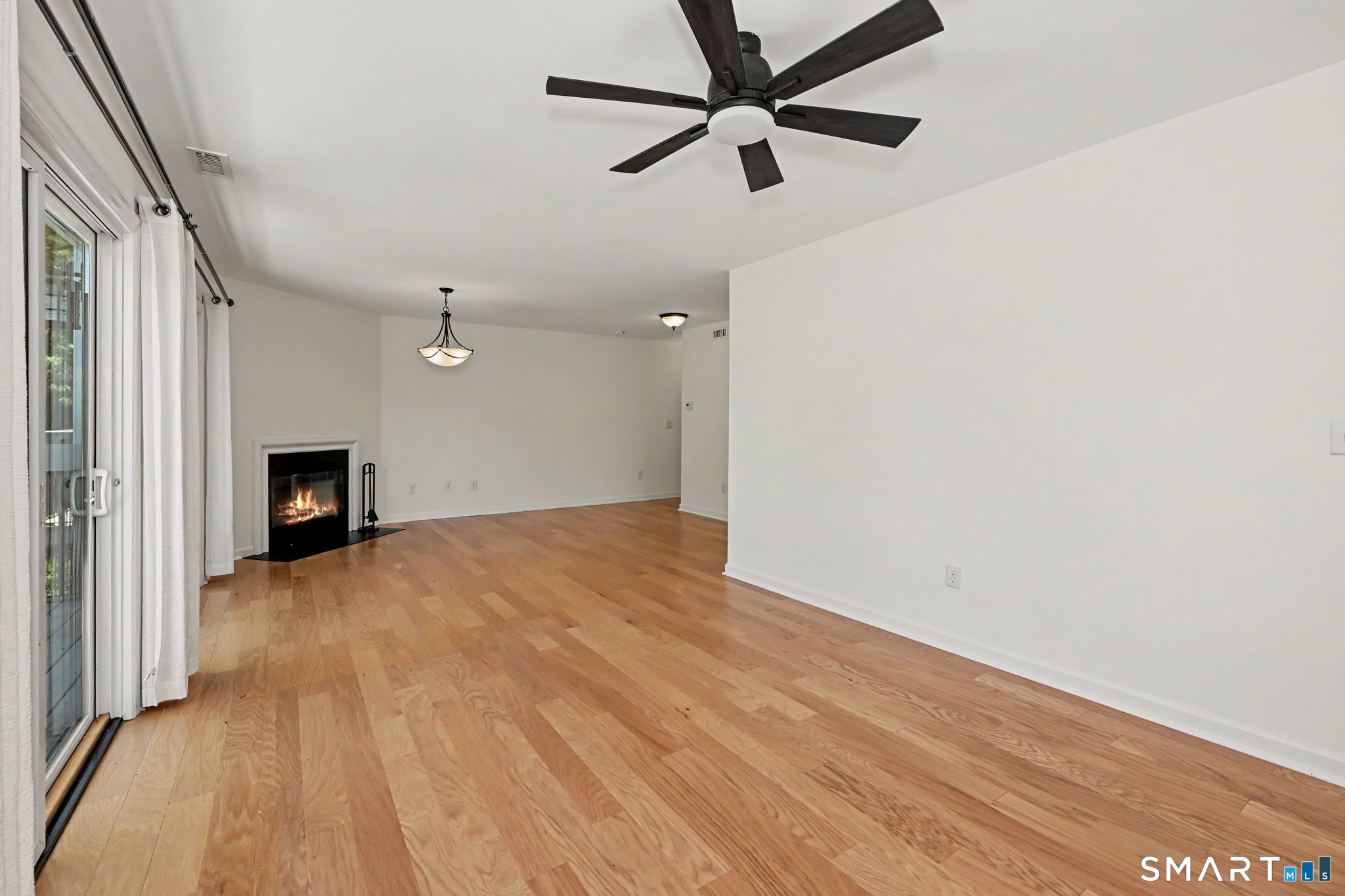 73 Riverside Avenue, Unit 3A Stamford, CT 06905 - Photo 7 of 26
