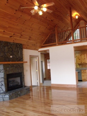 2169 Sandy Level Road Woodlawn, VA 24381 - Photo 6 of 17 Gallery Image 6