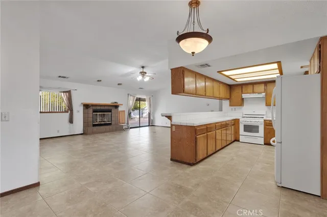 $419,900 | 18442 Hinton Street, Hesperia, CA 92345