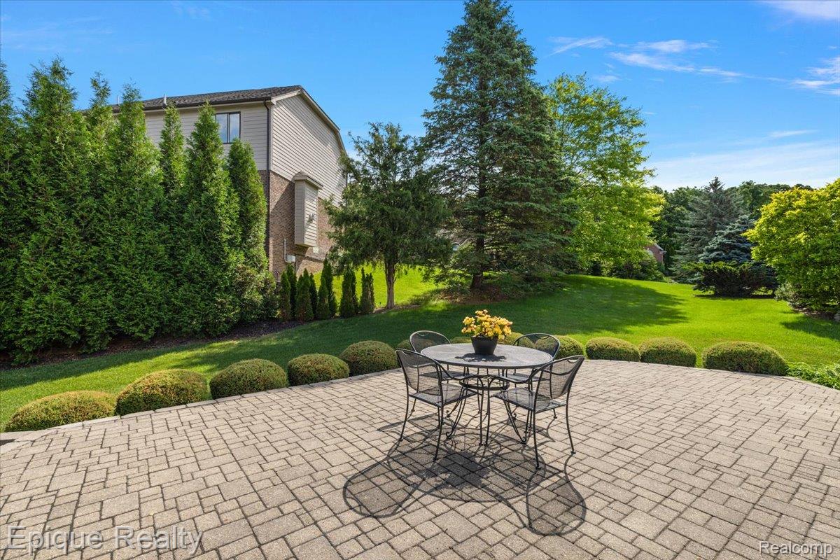 5675 Golf Pointe Drive Clarkston, MI 48348 - Photo 65 of 80 12-5675 Golf Pointe-12.jpg