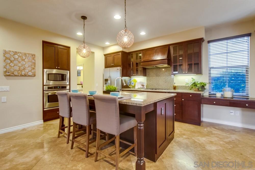2729 Paradise Road Carlsbad, CA 92009 - Photo 12 of 25 Gallery Image 12