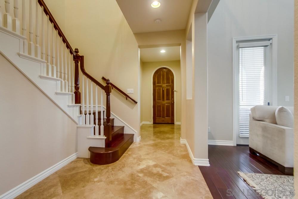 2729 Paradise Road Carlsbad, CA 92009 - Photo 8 of 25 Gallery Image 8