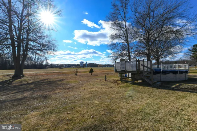 $300,000 | 318 East Broad Street, Gibbstown, NJ 08027