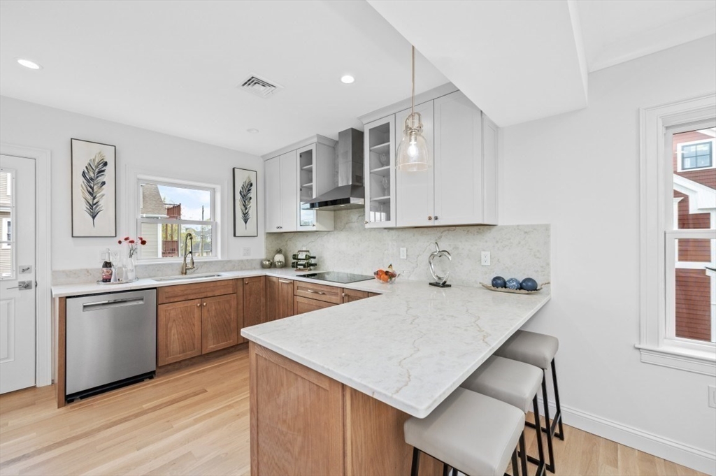 99 Sumner Street, Unit 2 Quincy, MA 02169 - Photo 11 of 26