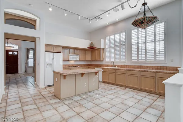 $3,075 | 2013 Spring Rose Street, Las Vegas, NV 89134