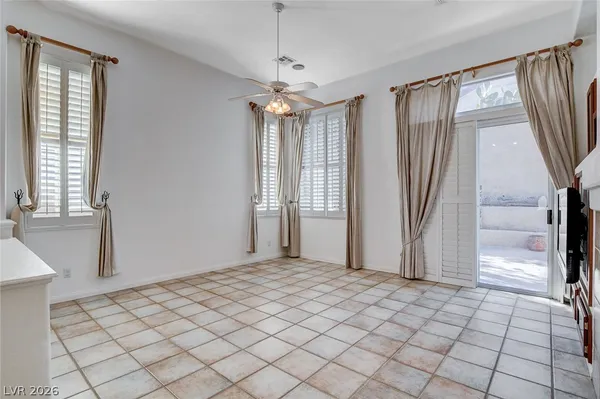 $3,075 | 2013 Spring Rose Street, Las Vegas, NV 89134