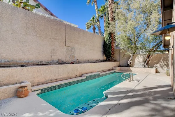 $3,075 | 2013 Spring Rose Street, Las Vegas, NV 89134