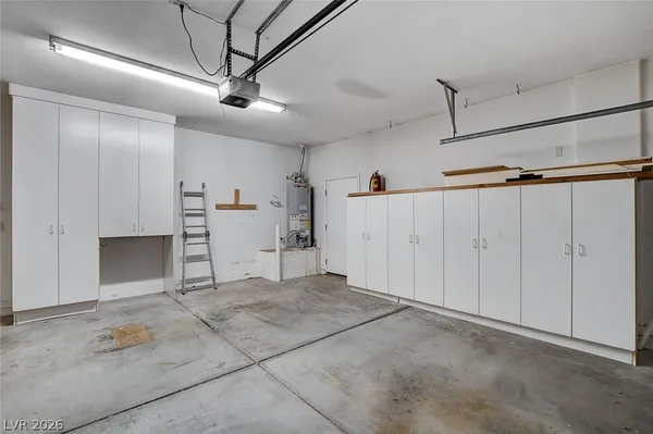 $3,075 | 2013 Spring Rose Street, Las Vegas, NV 89134