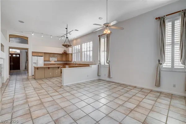 $3,075 | 2013 Spring Rose Street, Las Vegas, NV 89134