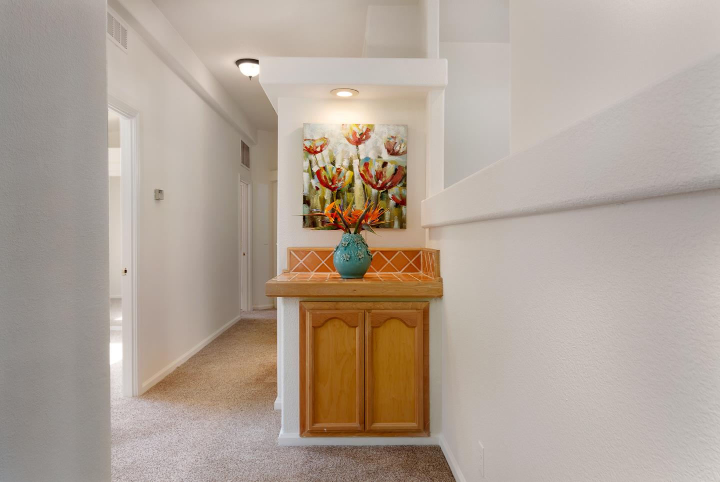 892-894 Calabasas Road Watsonville, CA 95076 - Photo 17 of 53 a view of entryway